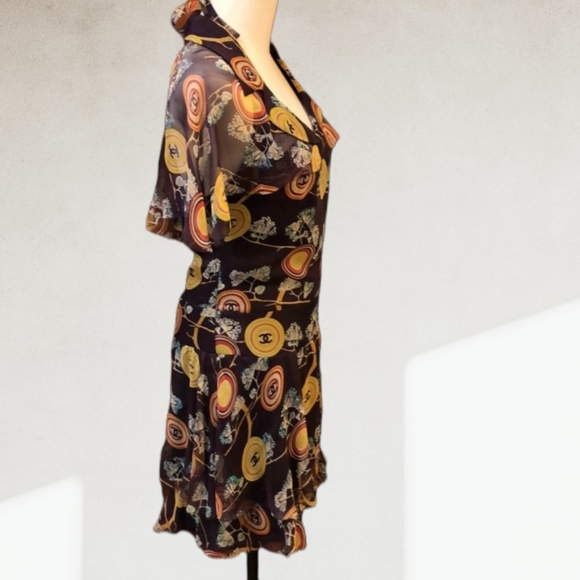 CHANEL @ PARIS |2001 Spring Runway Chinoiserie Silk Chiffon CC Logo Print Dress - Picture 4 of 16
